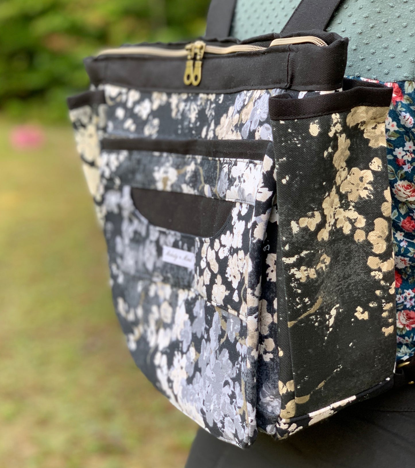 Black Floral Everyday Backpack