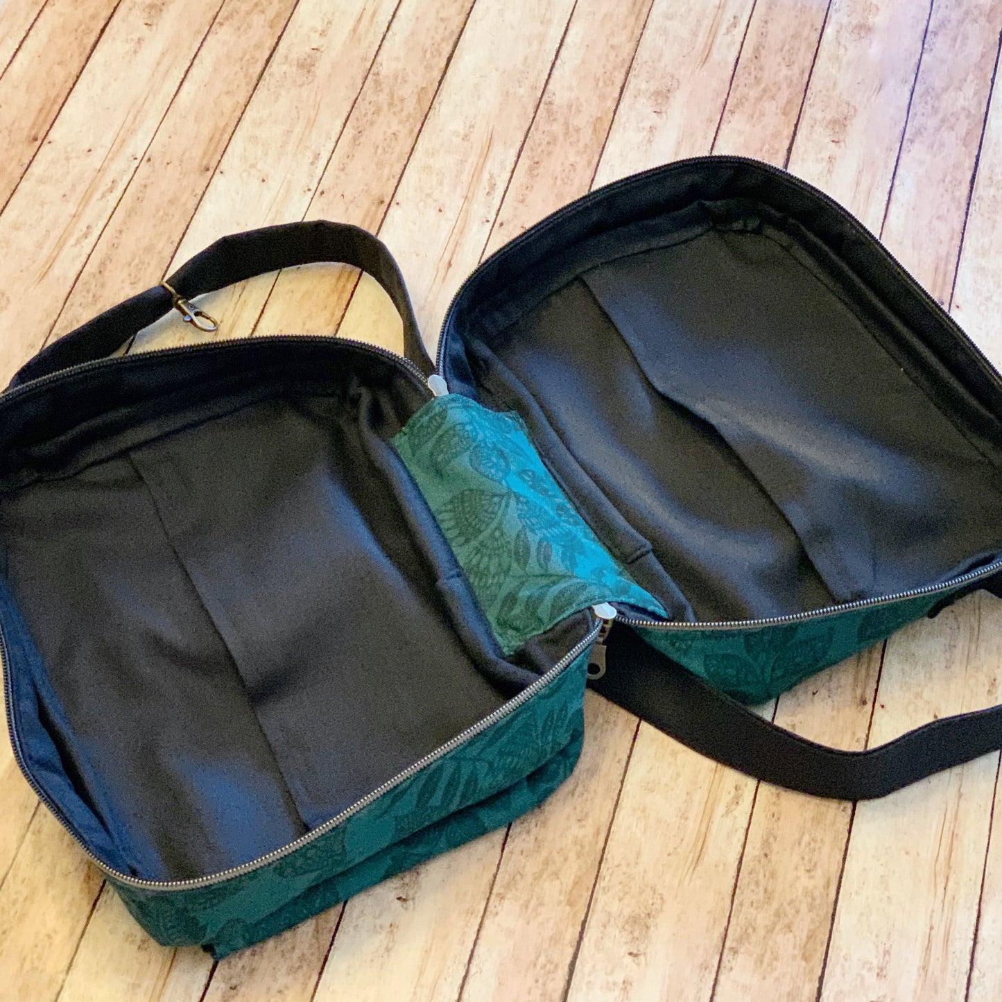 Green & Black Foliage Bible Bag