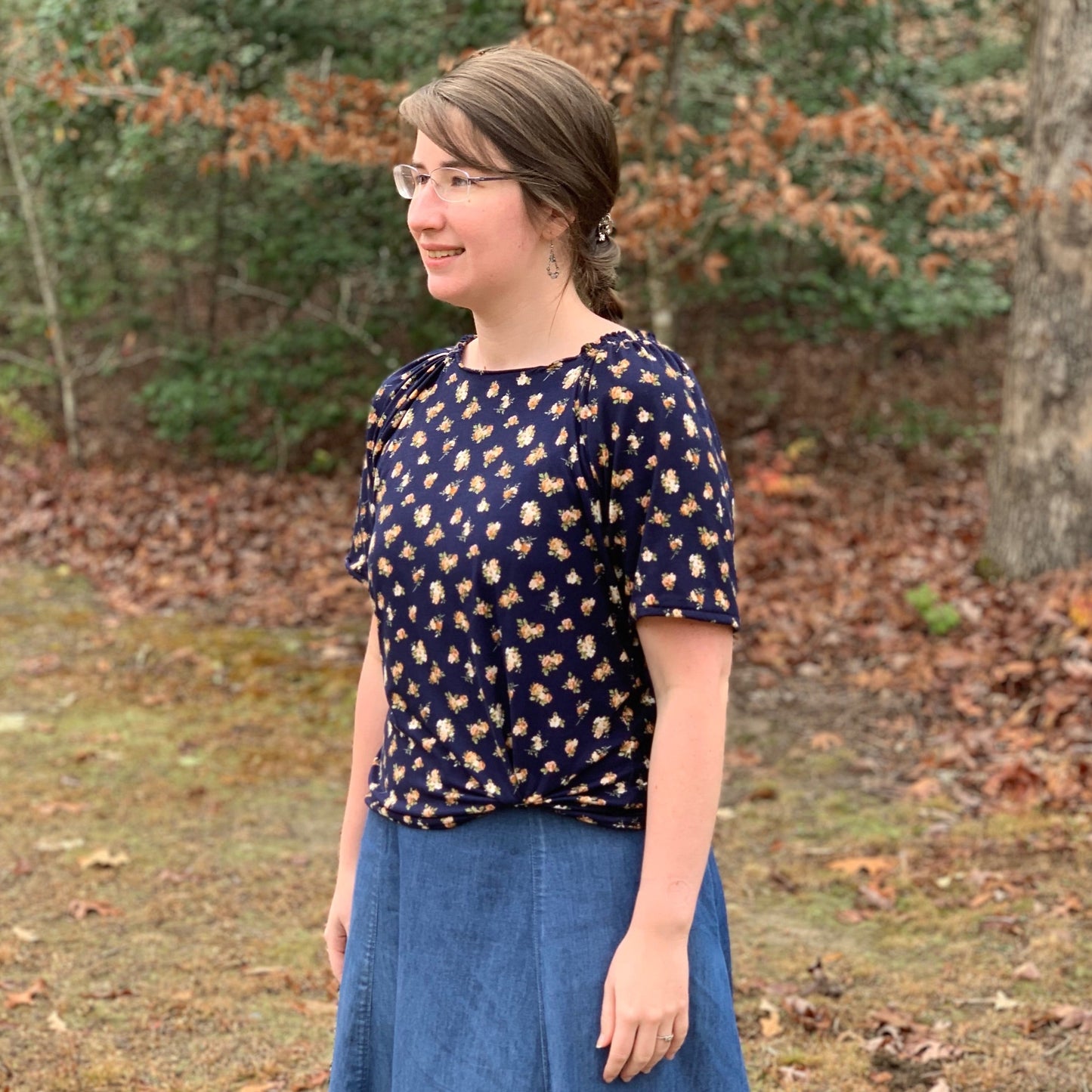 Navy & Peach Floral Neatly Gathers Shirt