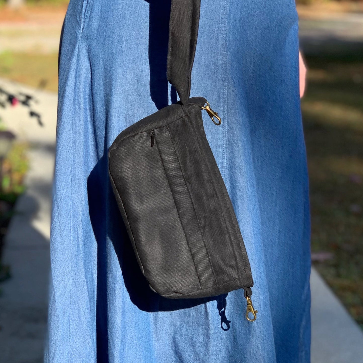 Solid Color Casual Wristlet