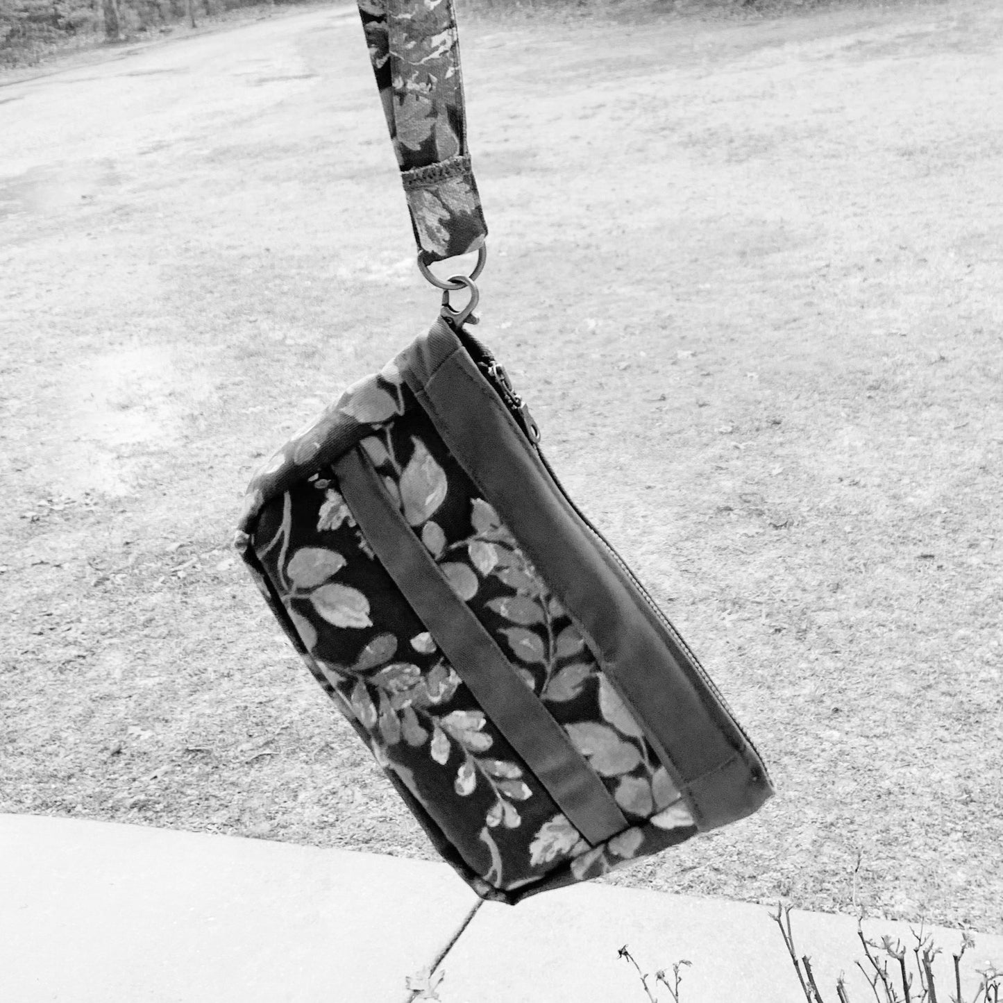 Mini Wristlet Wallet | Various Prints