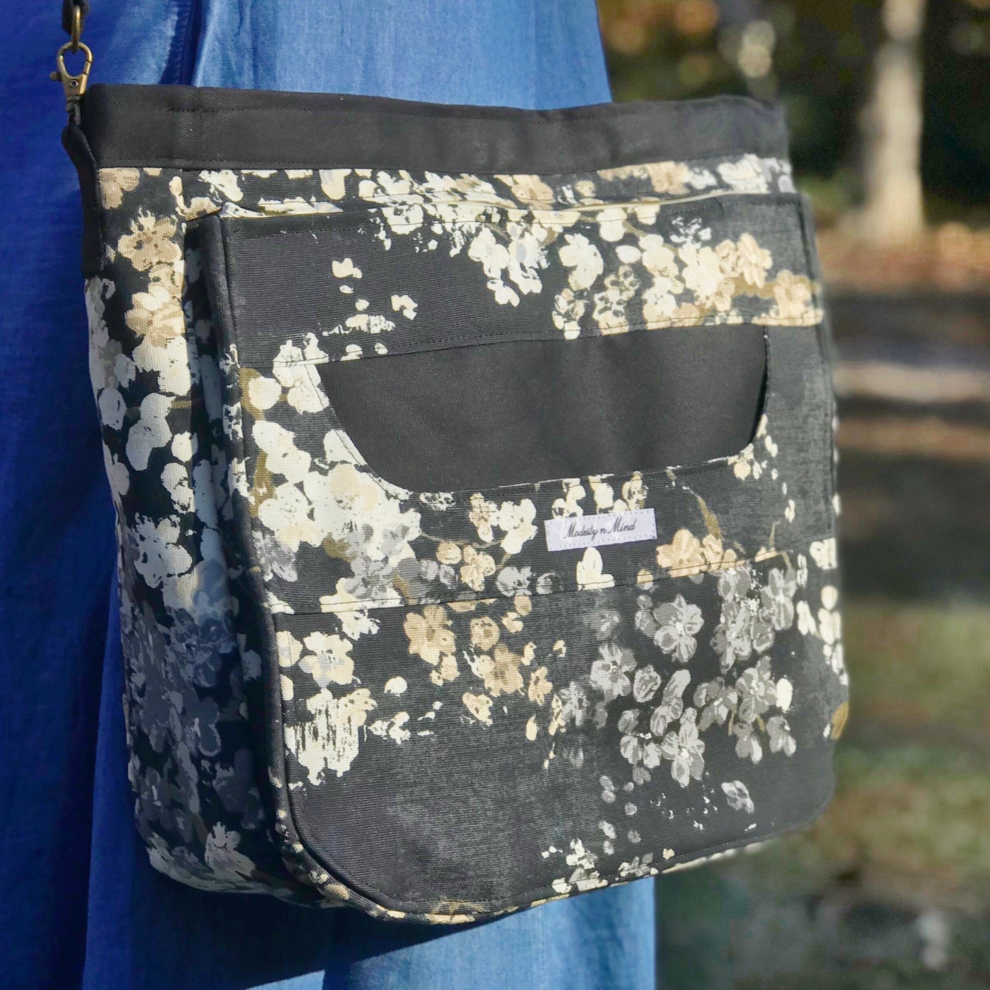 Black Floral Everyday Crossbody