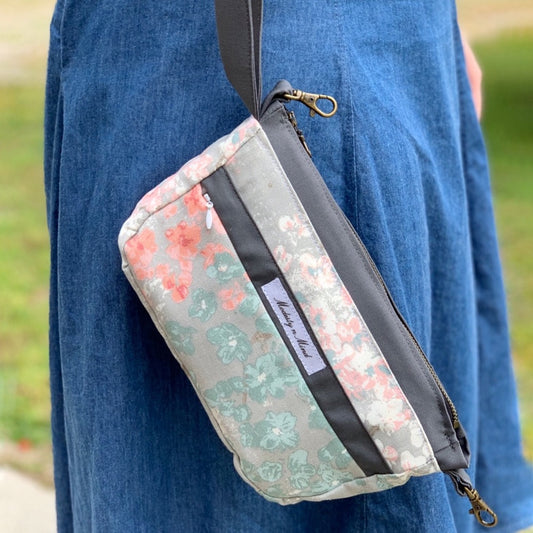 Teal Pink Floral Casual Wristlet