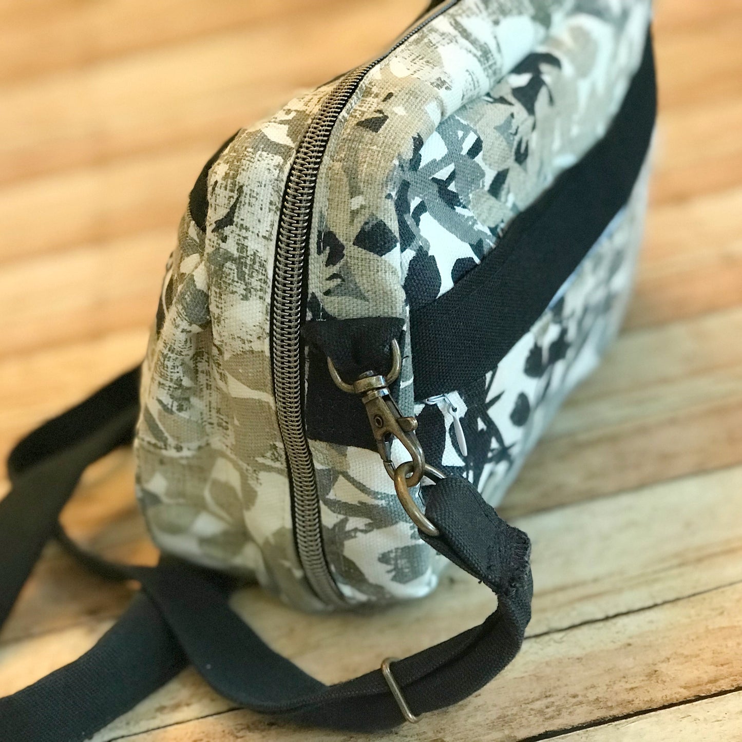 Neutral Colors Bible Bag