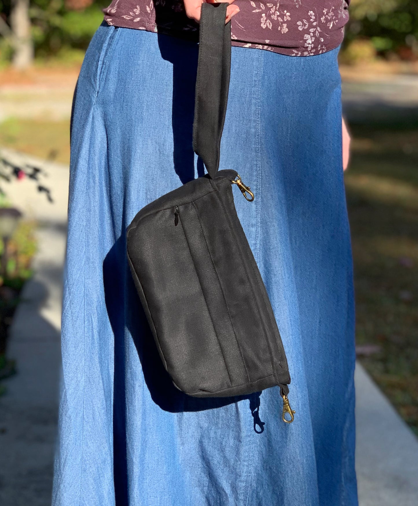 Black & Charcoal Mini Everything Tote + Black Casual Wristlet Set